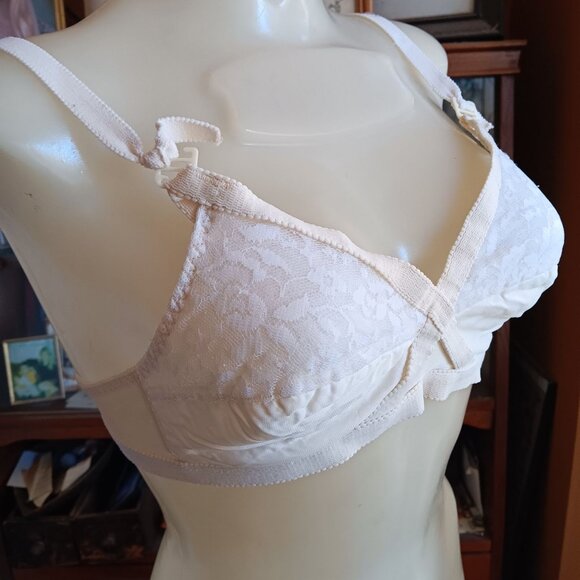 Vintage 34B Sears Bra White Lace Front Hook Closure Padded 197's - Picture 2 of 8